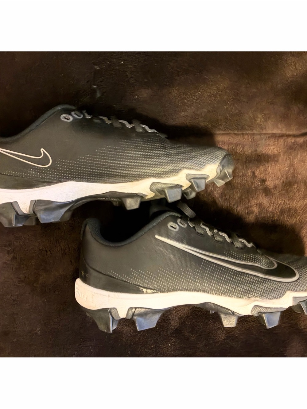 Nike Vapor Shark 3 FB3306-002 size 4.5Y Football Cleats